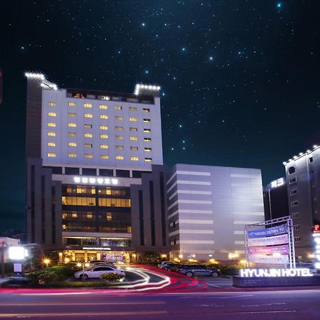 فندق هيونجين توريست دونغ هاي المظهر الخارجي الصورة